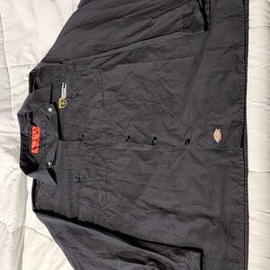 Dickies T-shirt Long Sleeves Button Up Size XL Color Black